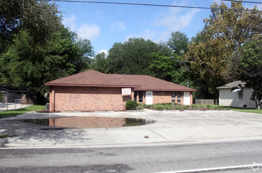 More Photos Of 1104 N Parsons Ave, Brandon Office For Sale