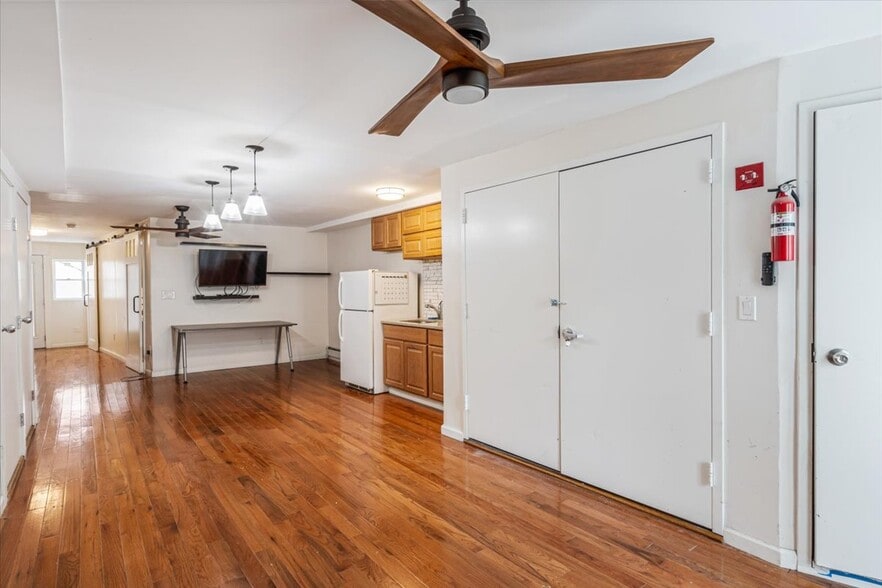 More Photos Of 414 Franklin Ave, Brooklyn Apartments For Sale