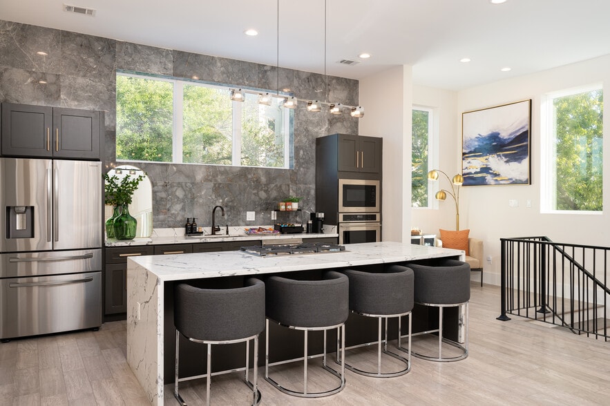 More Photos Of , Houston Multifamily For Sale