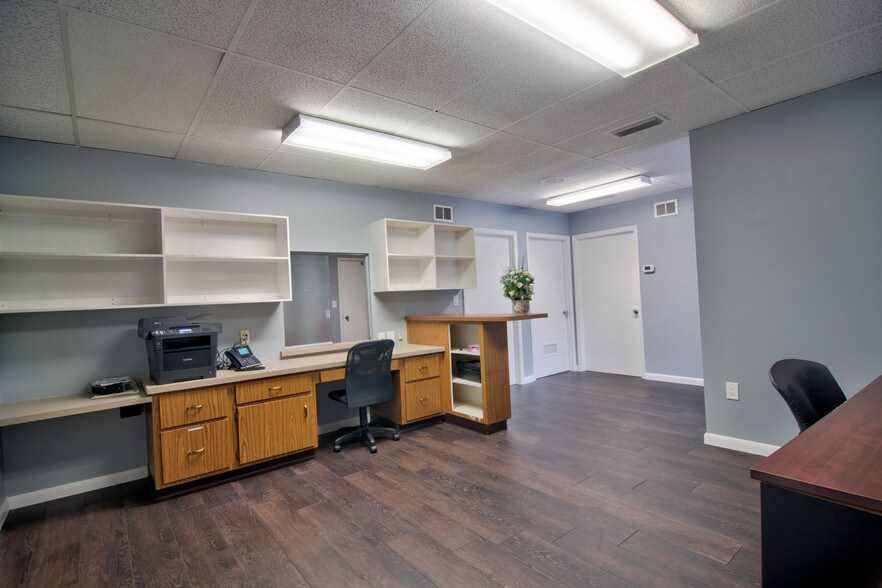 More Photos Of Northside Professional Complex, Saint Petersburg Medical For Lease