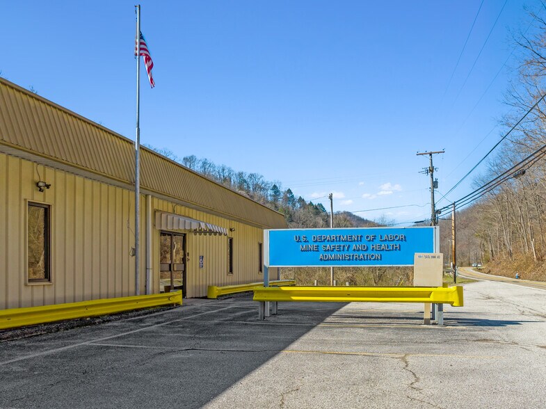 More Photos Of 1664 Pond Fork Rd, Madison Office For Sale