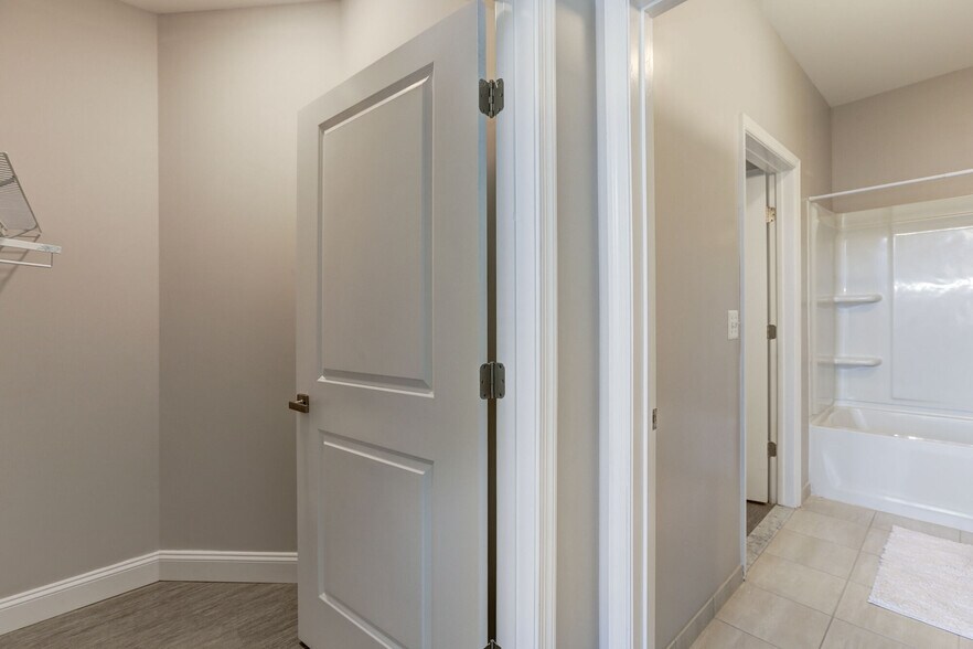 More Photos Of 9009 Church St, Manassas Apartments For Lease