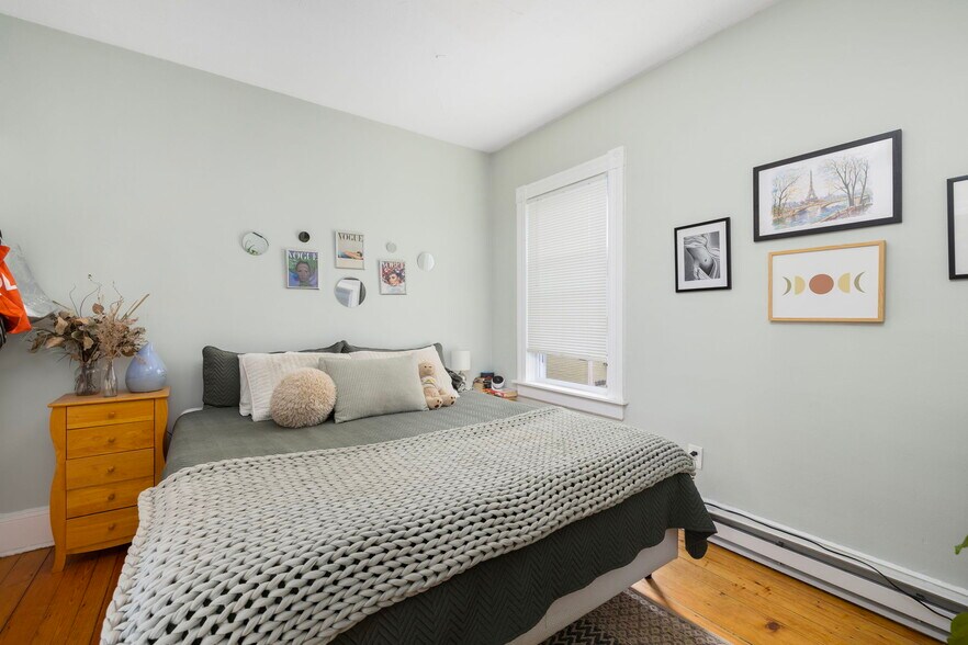 More Photos Of 54 Barton St, Providence Apartments For Sale