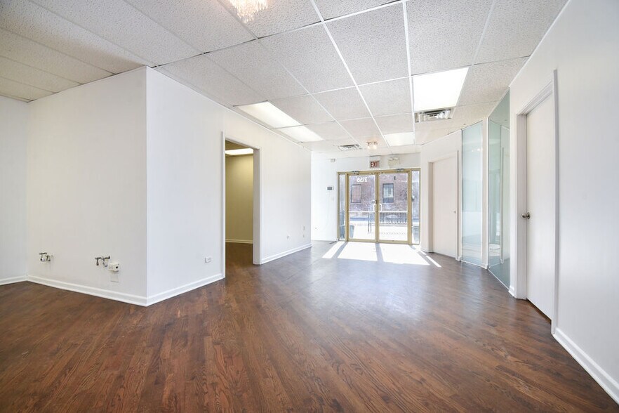 More Photos Of 2158 Grand Ave, Chicago Apartments For Lease