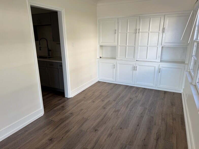 More Photos Of 1311-1315 N Allesandro St, Los Angeles Apartments For Sale