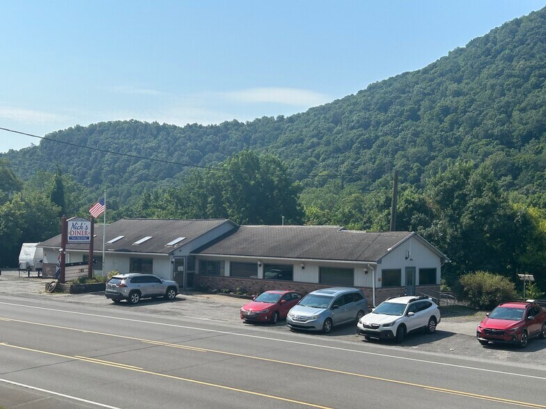 More Photos Of 11740 William Penn Hwy, Huntingdon General Retail For Sale