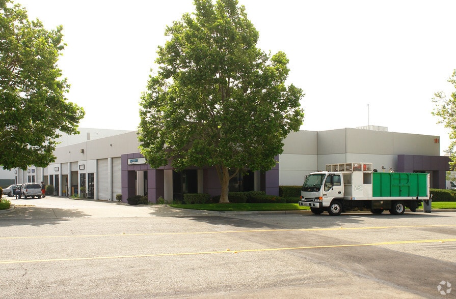 More Photos Of 5140 E Airport Dr, Ontario Unknown For Lease