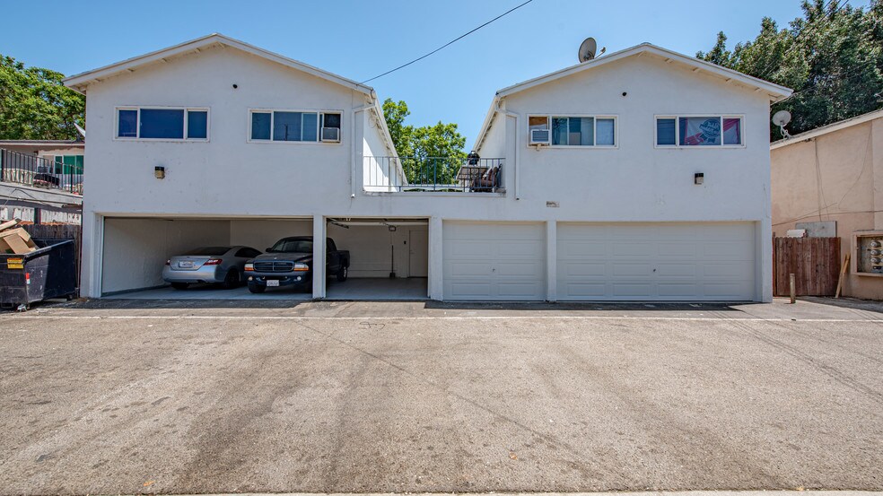 More Photos Of 2117 Teri Pl, Fullerton Apartments For Sale