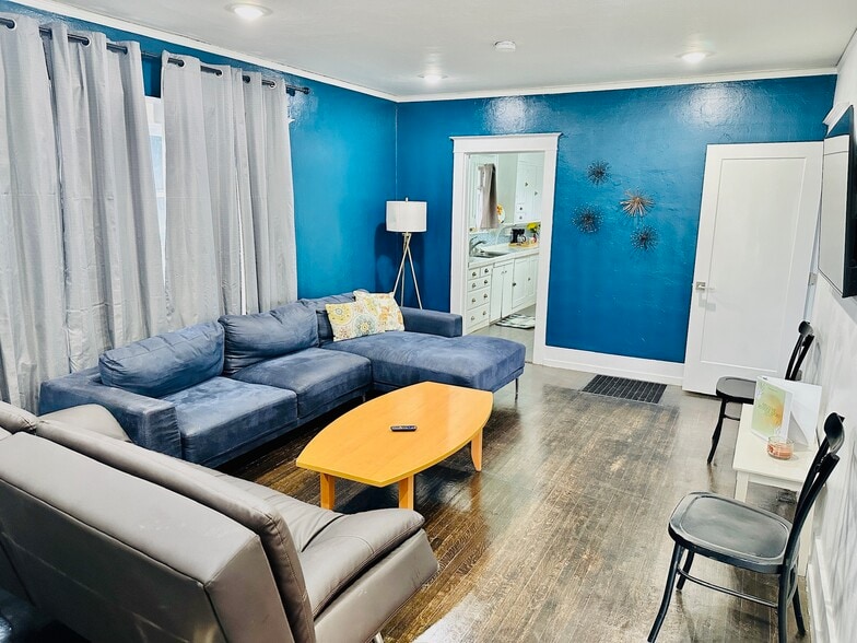 More Photos Of 423 Mill St, Reno Office For Lease