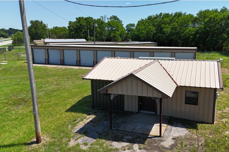 More Photos Of 118 E US Highway 69, Point Self Storage For Sale