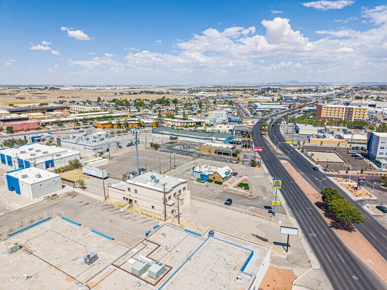 More Photos Of 6121 Montana Ave, El Paso Flex For Sale