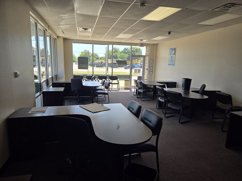 More Photos Of 6201 Denton Hwy, Haltom City Unknown For Lease