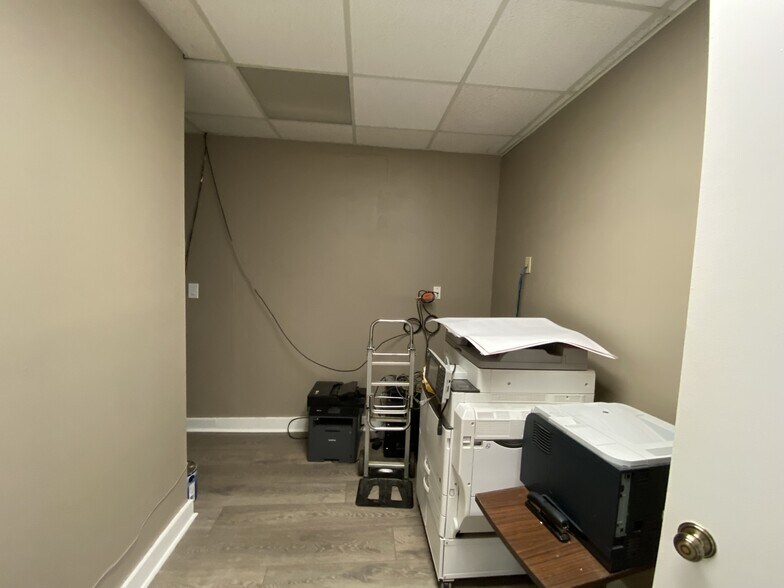 More Photos Of 1100 Logger Ct, Raleigh Office For Sale
