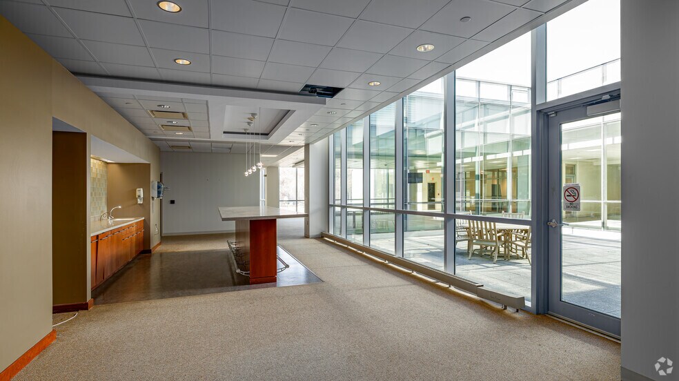 More Photos Of 185 Tabor Rd, Morris Plains Office For Sale