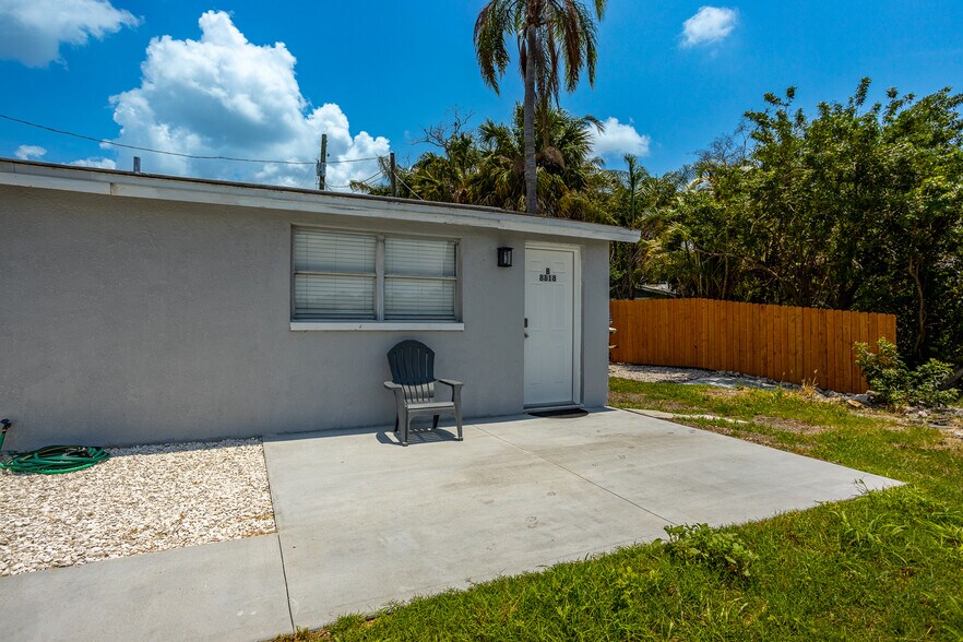 More Photos Of 8820 Rocky Creek Dr, Tampa Apartments For Sale