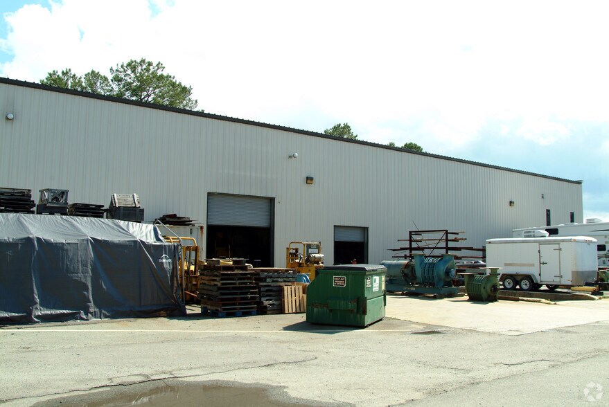 More Photos Of 11100 Air Park Rd, Ashland Warehouse For Sale