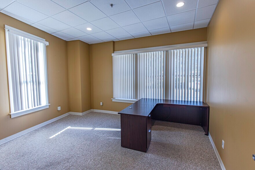 More Photos Of 9 May St, Bangor Medical For Sale