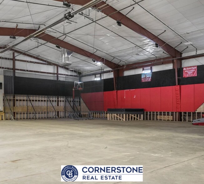 More Photos Of 4720 Lathrop Rd, Evansville Warehouse For Lease