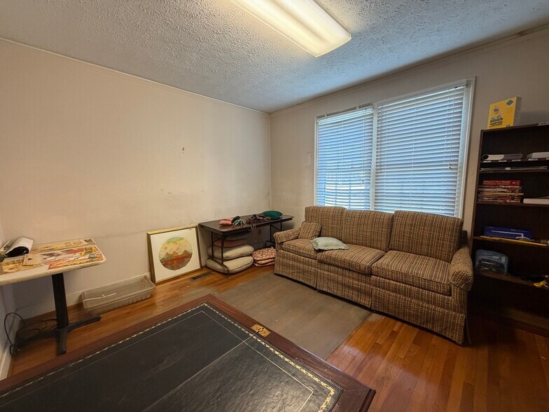 More Photos Of 208 Durden St, Vidalia Office Residential For Sale