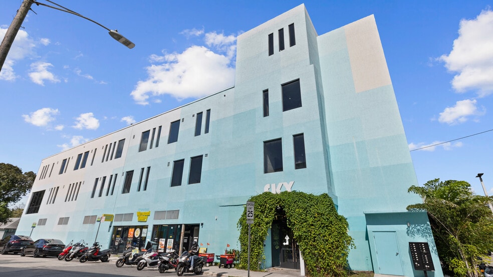 More Photos Of 1900 NE Miami Ct, Miami Office For Lease