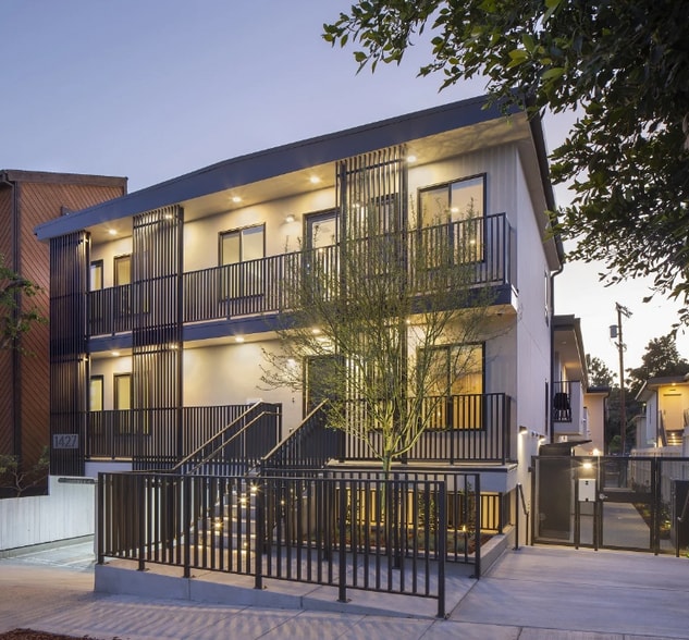 More Photos Of , Los Angeles Multifamily For Sale