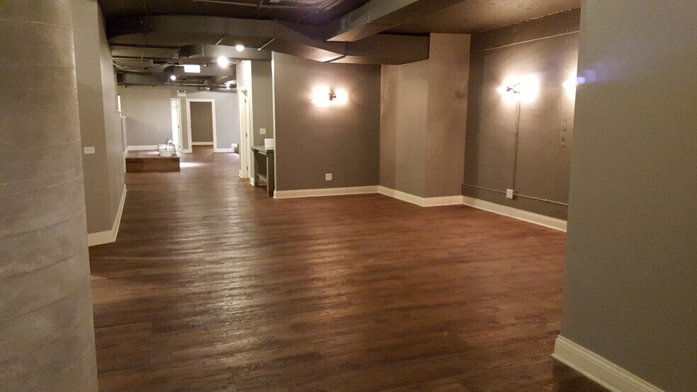 More Photos Of 200 E Delaware Pl, Chicago Apartments For Sale