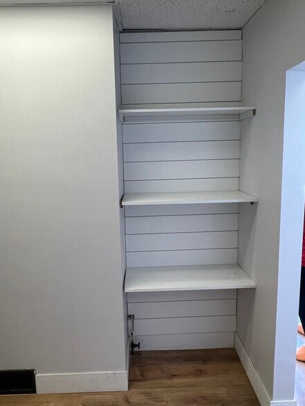 More Photos Of 15-17 N Main St, Brighton Storefront Retail Office For Lease