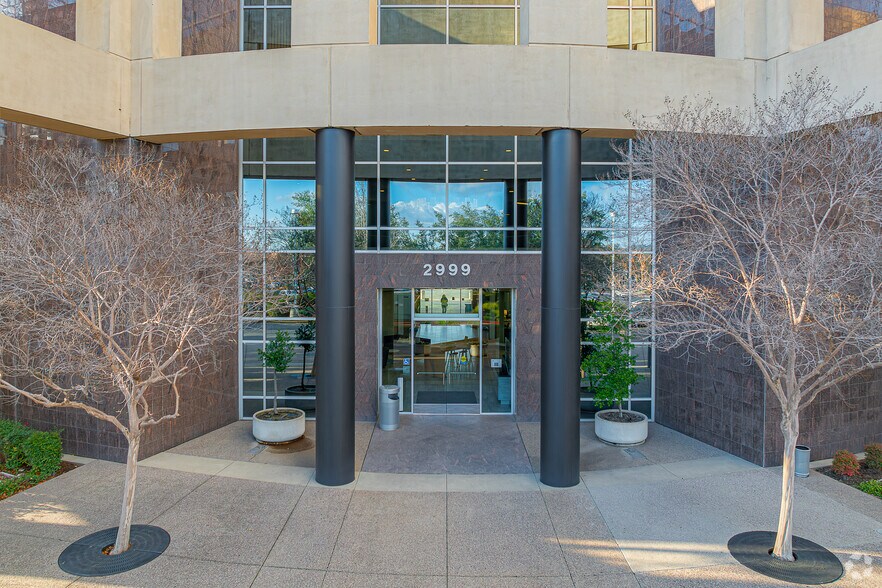 More Photos Of 2999 Douglas Blvd, Roseville Office For Sale