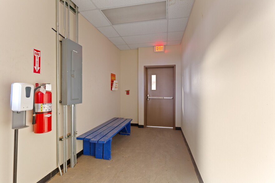 More Photos Of 2066 125th Ave NW, Watford City Industrial For Sale