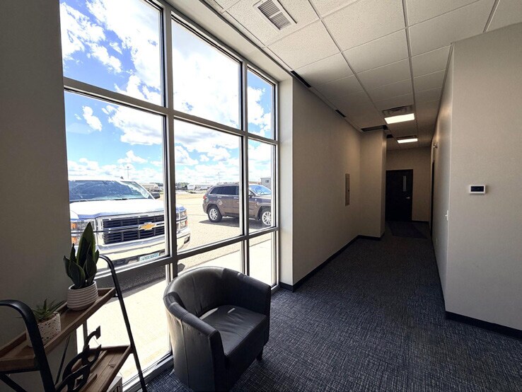More Photos Of 4314 Centurion Dr, Bismarck Warehouse For Sale