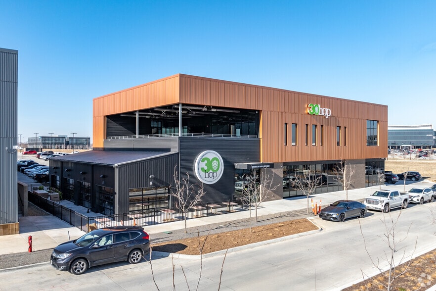 Primary Photo Of 114-118 N 145th St, Omaha General Retail For Sale