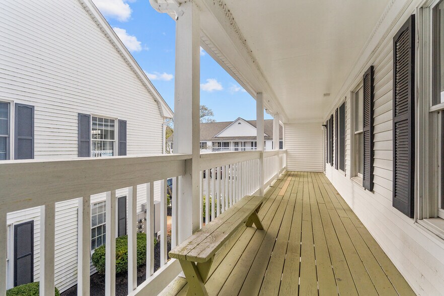 More Photos Of 56 N Bedford St, East Bridgewater Office For Sale