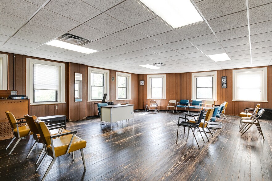 More Photos Of 2101 Venable St, Richmond Religious Facility For Sale