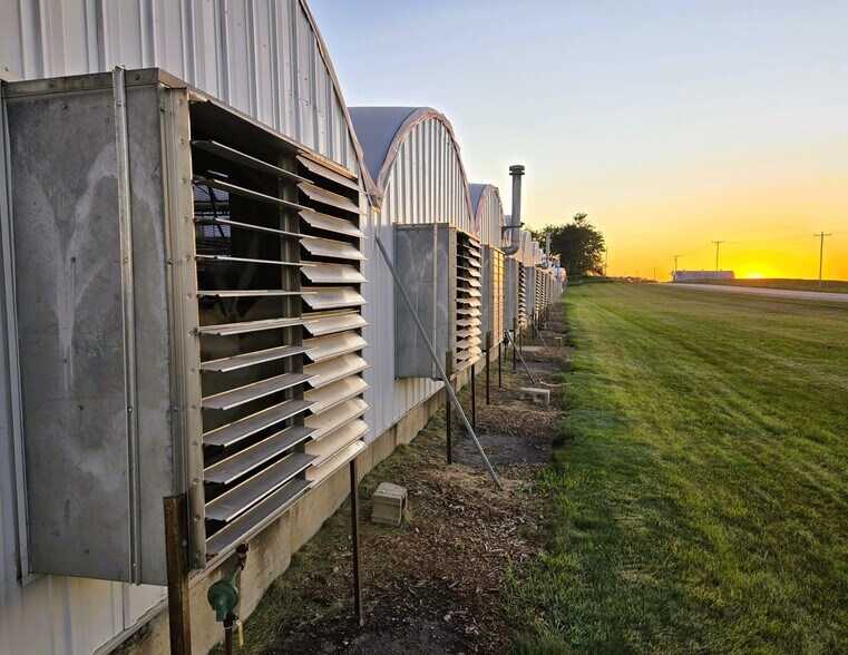 More Photos Of 22085 580th Ave, Ames Specialty For Sale