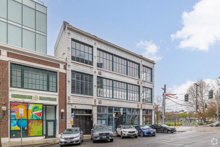 More Photos Of 1021 E Pine St, Seattle Office For Lease