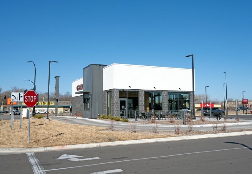 More Photos Of 1200 MN-25, Buffalo General Retail For Sale