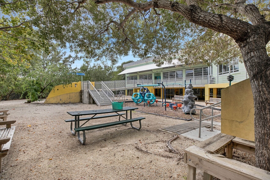 More Photos Of 92295 Old Hwy, Tavernier Schools For Sale