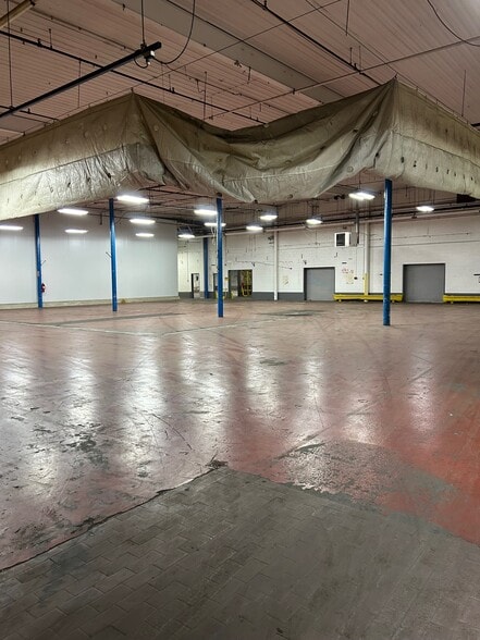 More Photos Of 12301 Farmington Rd, Livonia Food Processing For Sale