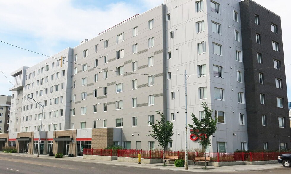 More Photos Of 9505 105th Ave NW, Edmonton Apartments For Lease