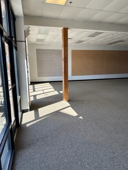 More Photos Of 600 E Main St, Cartersville Unknown For Lease