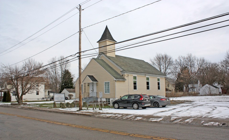 Primary Photo Of 325 S Van Buren Ave, Barberton Religious Facility For Sale