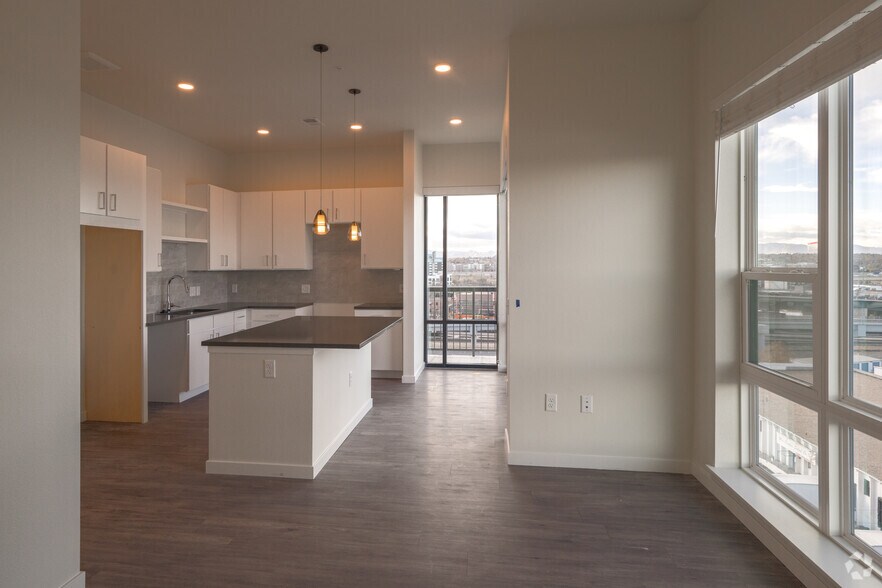 More Photos Of 2520 Wewatta Way, Denver Apartments For Lease