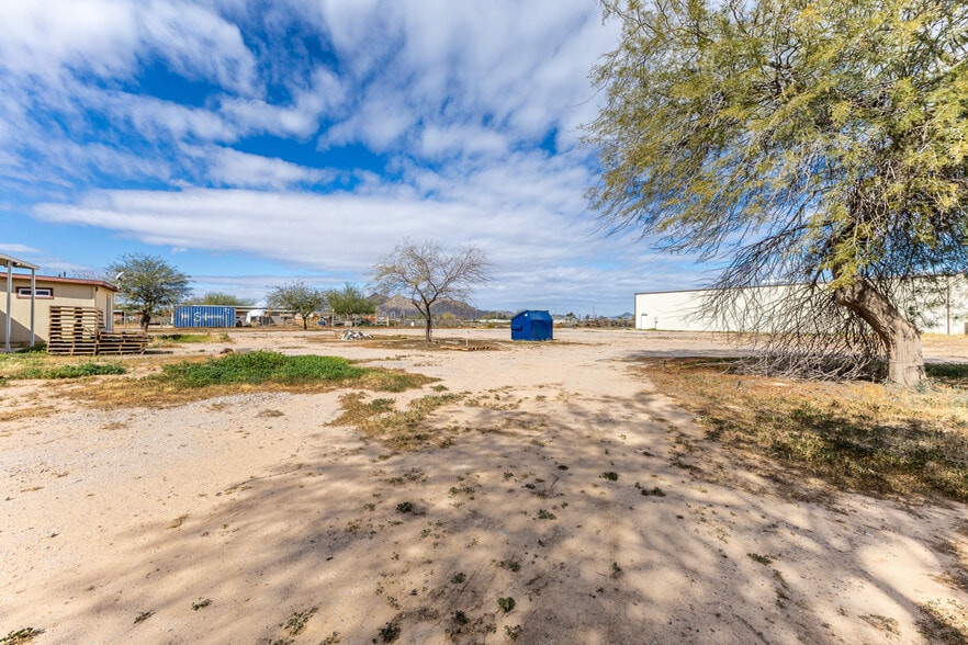 More Photos Of 50150 W Julie Ln, Maricopa Warehouse For Sale
