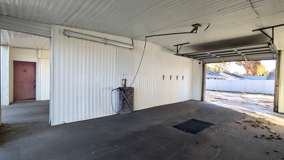 More Photos Of 2337 Washington Rd, Washington Carwash For Sale