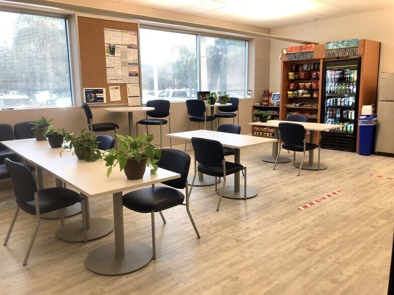 More Photos Of 101 Paramount Dr, Sarasota Office For Lease