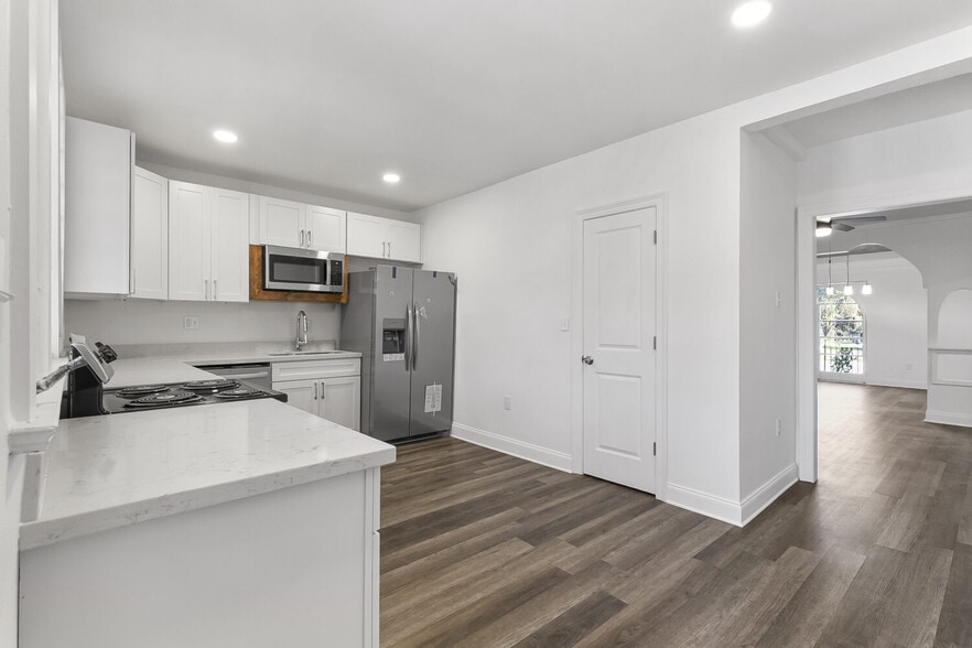 More Photos Of 2908 Audubon St, New Orleans Apartments For Sale