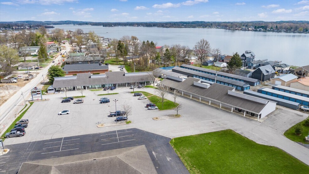 More Photos Of 4675 Walnut St, Buckeye Lake Unknown For Lease