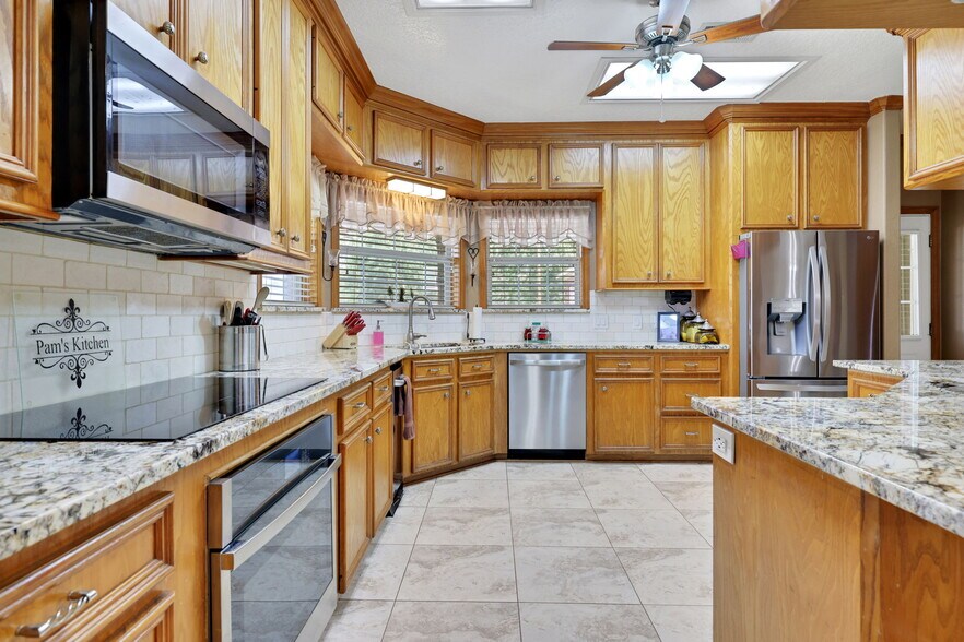 More Photos Of 24055 Briar Thicket Dr, Porter Land For Sale