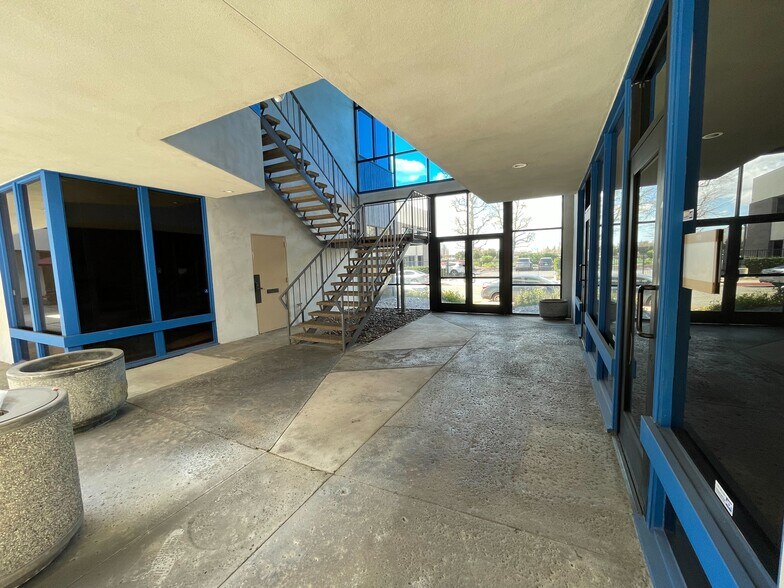 More Photos Of 171 S Anita Dr, Orange Medical For Lease