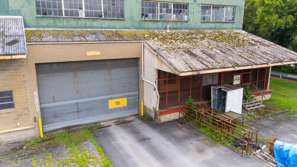 More Photos Of 801 Hazlett Ave, Wheeling Office For Sale